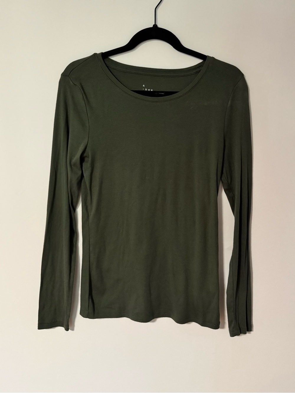 A New Day Women's Long Sleeve Olive Green Fitted T-Shirt Size Medium